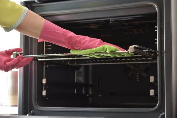 7 conseils pour le nettoyage des plaques de cuisson