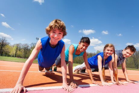 Eviter la saturation des enfants en leur permettant de s'amuser