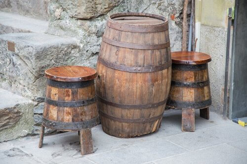 meubles créés à partir de matériaux recyclés