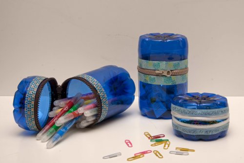 trousses en en emballages plastique recyclés