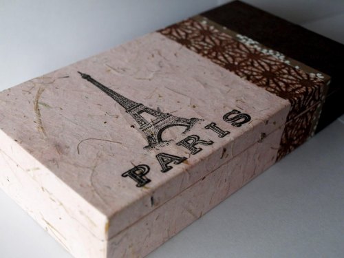 boîte pour ranger les bottes