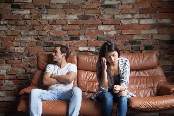 6 choses que votre conjoint ne devrait jamais vous demander