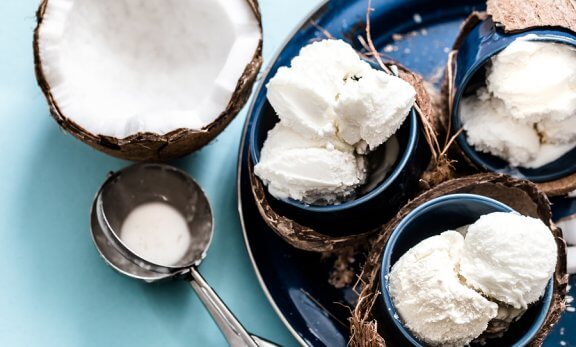 Comment préparer de la glace à la noix de coco sans produits laitiers