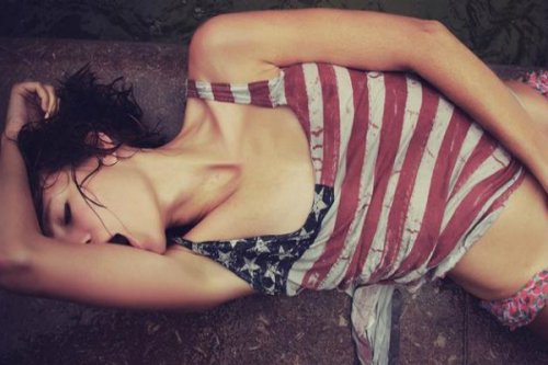 les orgasmes aident à prévenir les crampes menstruelles