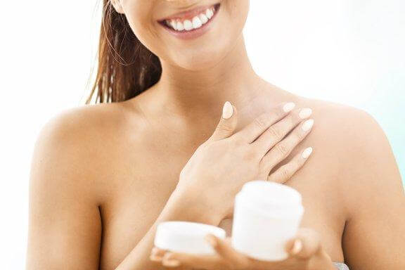 6 astuces pour raffermir naturellement la peau