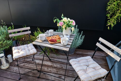 4 idées pour décorer votre terrasse dans un style romantique