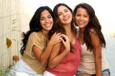 Le bonheur d'être femme, mère, fille et épouse