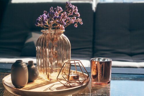 Comment créer ses propres vases décorés ?