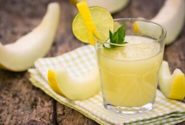 Comment préparer un délicieux cocktail au melon ?