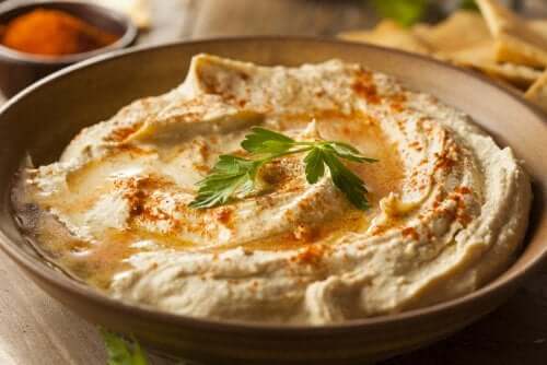 Un houmous de pois chiches au paprika