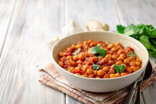 Comment préparer de délicieux pois chiches au curry ?