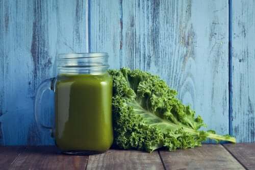 Velouté de kale et épinards riche en vitamines
