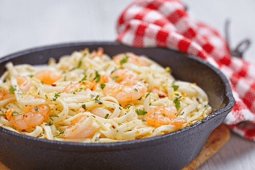 Découvrez une délicieuse recette de pâtes au crevettes et au citron