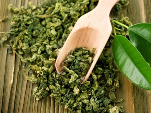 Le thé vert et ses bienfaits contre l'acné
