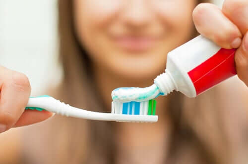 Le brossage des dents participe à une bonne hygiène dentaire