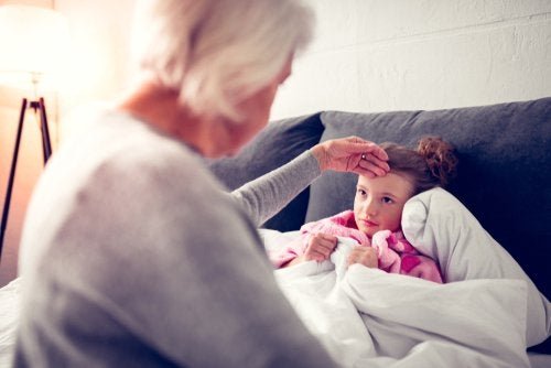 Rhinopharyngite chez l'enfant : symptômes, causes et traitements