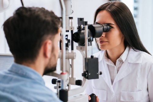 Un examen ophtalmologique pour diagnostiquer l'hypertension oculaire