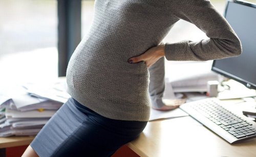 Les femmes enceintes peuvent souffrir d'infections du tractus urinaire