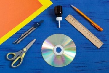 Faites vos propres rideaux avec des disques recyclés