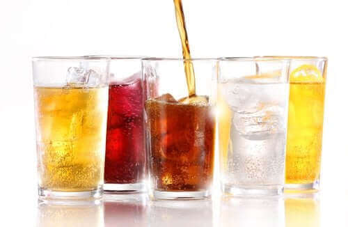 Les sodas sans sucre nous font-ils grossir ?