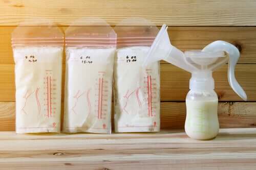 Comment conserver le lait maternel