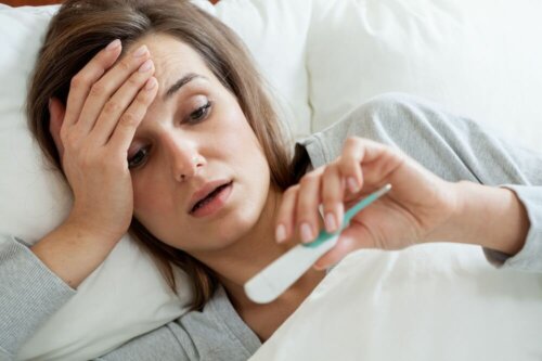 Une femme atteinte de la fièvre Q