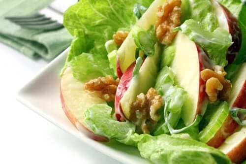 Recette facile de la salade Waldorf