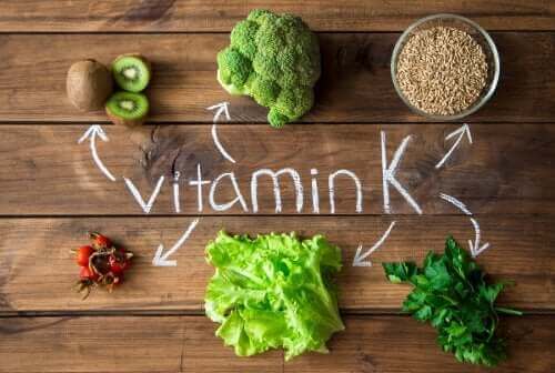 La vitamine K : dans quels cas est-elle utilisée et pourquoi ?