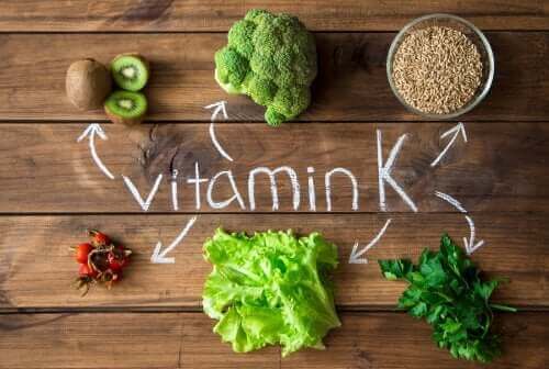 La vitamine K : dans quels cas est-elle utilisée et pourquoi ?