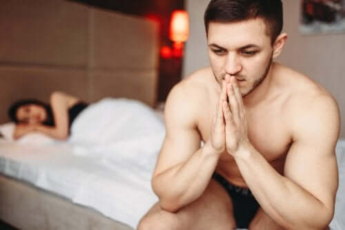 Un homme touché par le syndrome de la maladie post-orgasmique