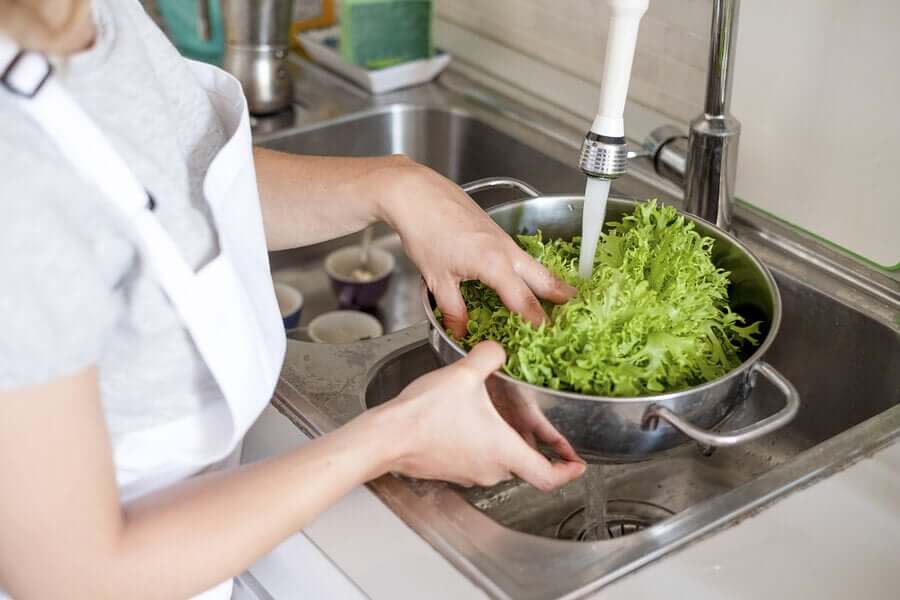 ¿Cómo limpiar frutas y verduras para evitar la contaminación con coronavirus? TodoSALUD