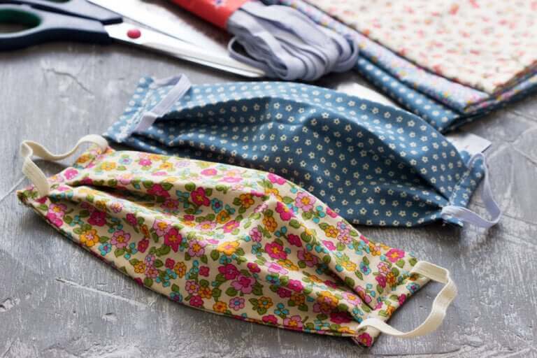 Comment faire des masques en tissu chez soi ?