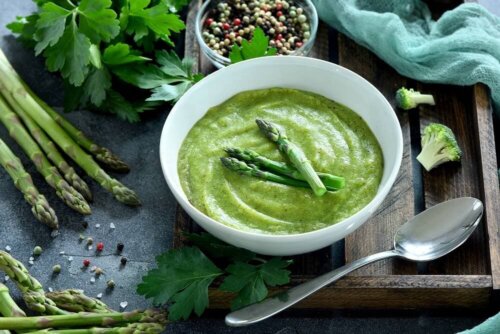 Recette de crème d'asperges vertes