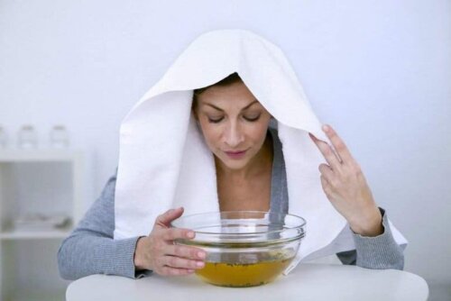 L'inahlation d'eucalyptus est parfaite pour lutter contre la laryngite