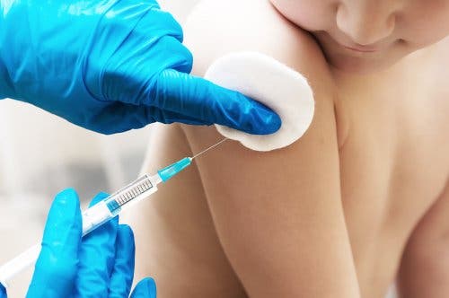 La vaccination permet de prévenir la pneumonie