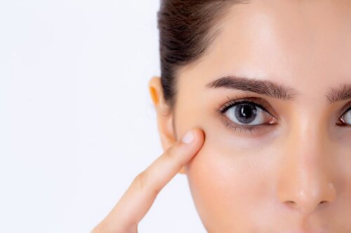 Conseils de maquillage pour corriger les taches