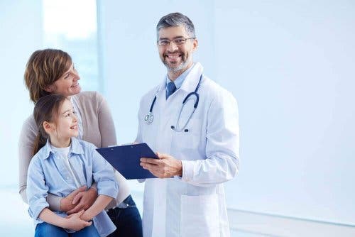 Si votre enfant a du mal à respirer, emmenez-le chez le médecin