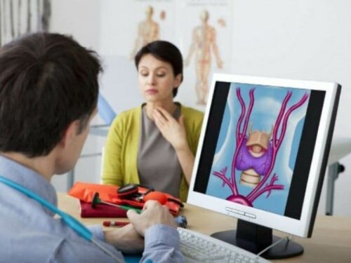 Une personne souffrant d'hypoparathyroïdie en consultation