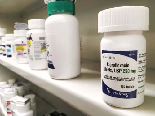 Ciprofloxacine : mécanisme d'action et indications