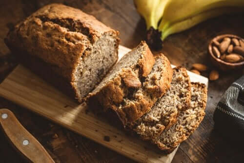 Recette de pain à la banane et aux amandes
