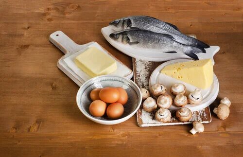 Les aliments contenant de la vitamine D permettent de diminuer le risque d'ostéoporose.