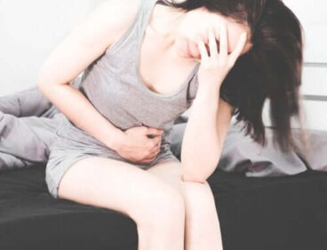 Douleur dans le côté gauche de l'abdomen : à quoi est-elle due ?