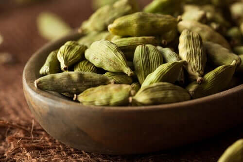Les bienfaits de la cardamome soutenus par la science