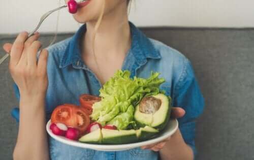 Quelle est l'importance d'une alimentation saine en été ?