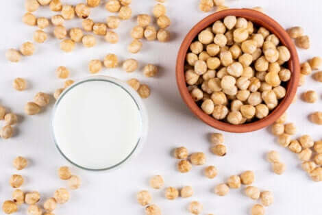 Comment préparer du lait de noisette maison ?