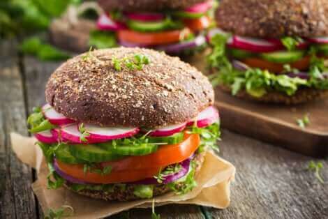 Un hamburger vegan.