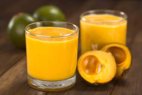 Jus de lucuma.