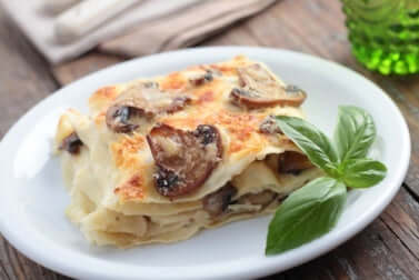 Des lasagnes aux champignons.