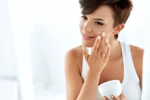 Soulager la peau sèche est important pour avoir une belle peau.