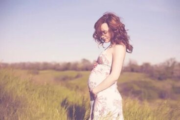 Enceinte en été, comment supporter les températures élevées ?